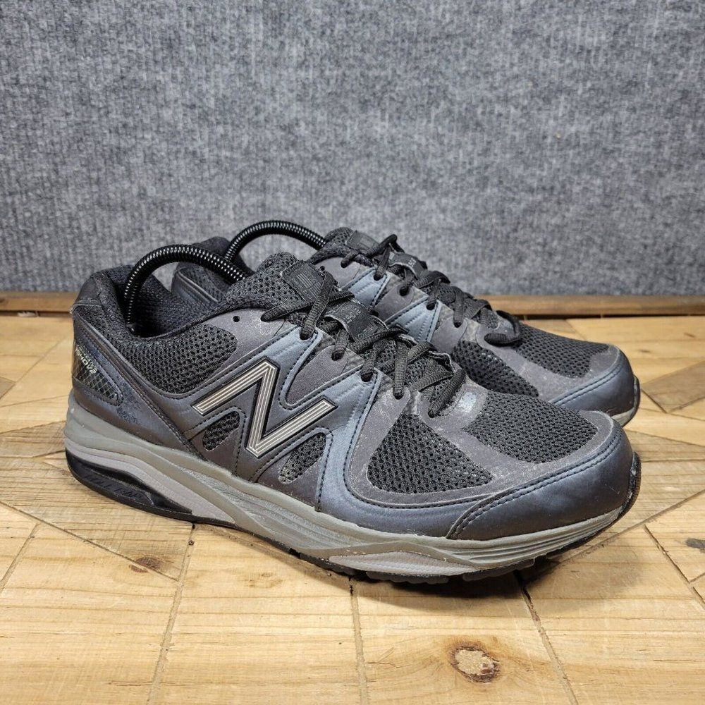 New Balance Mens Size 9 2E 1540V2 Black Walking Sneakers M1540BK2 Made In USA - Picture 1 of 8